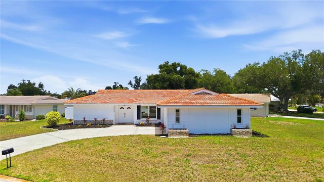 3535 VILLAGE GREEN DRIVE, Sarasota, FL 34239