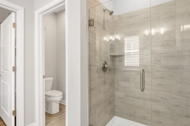 413 Meandering Way, White House, TN 37188