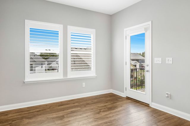 413 Meandering Way, White House, TN 37188