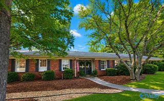 2406 Greenwood Drive, Decatur, AL 35601