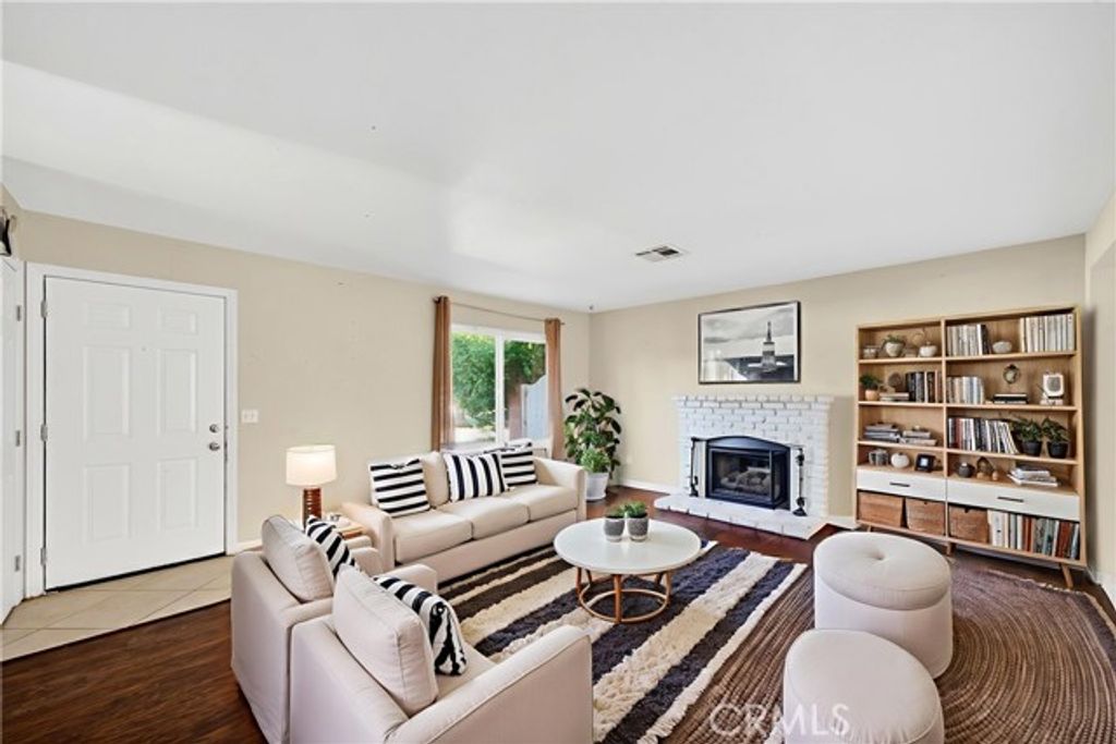 44440 Hanstead, Lancaster, CA 93535