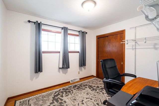 5921 Sycamore STREET, Greendale, WI 53129