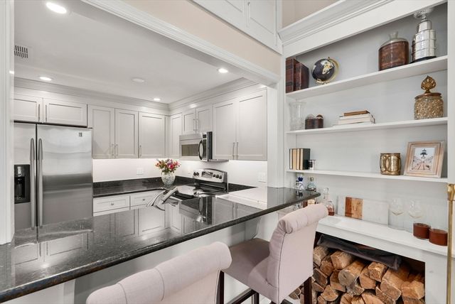 177 W Brookline St 3, Boston, MA 02118