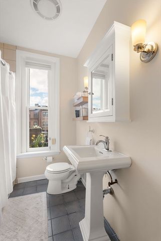 177 W Brookline St 3, Boston, MA 02118