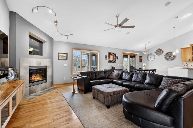 4604 PLANTATION Court, Middleton, WI 53562