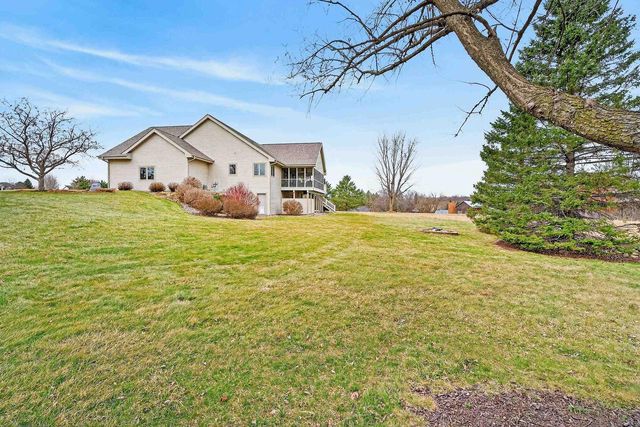 4604 PLANTATION Court, Middleton, WI 53562