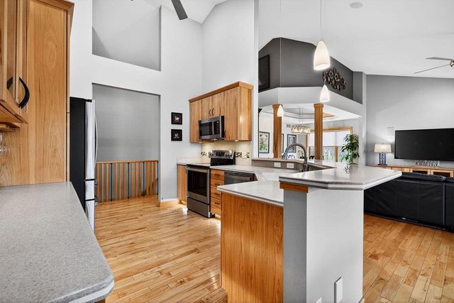 4604 PLANTATION Court, Middleton, WI 53562