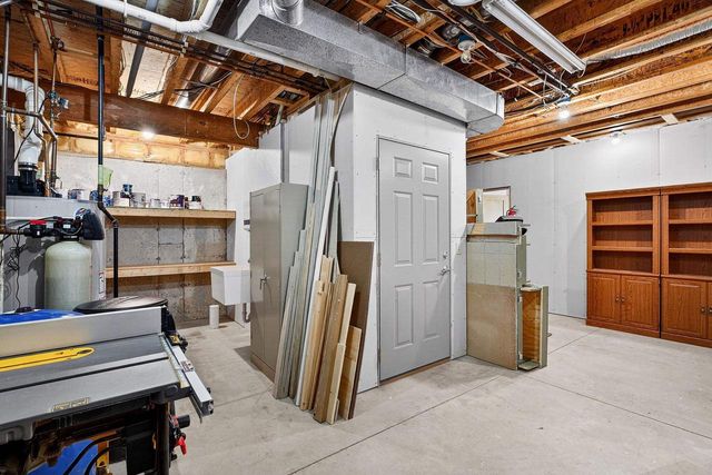 4604 PLANTATION Court, Middleton, WI 53562