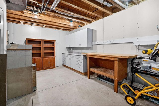 4604 PLANTATION Court, Middleton, WI 53562