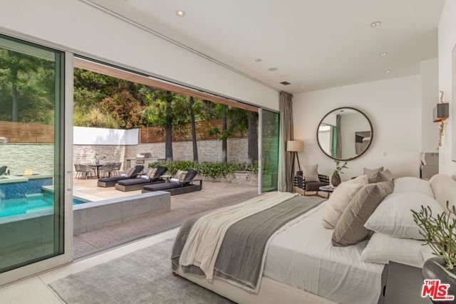 9229 Robin Drive, Los Angeles, CA 90069