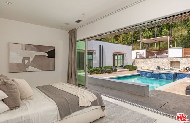 9229 Robin Drive, Los Angeles, CA 90069