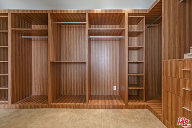 9229 Robin Drive, Los Angeles, CA 90069