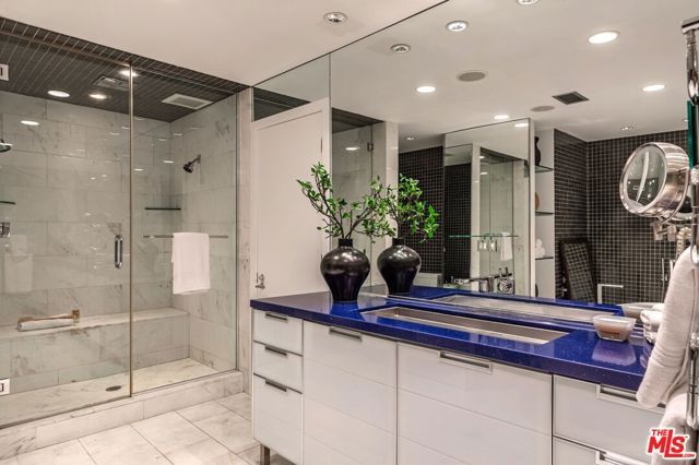 9229 Robin Drive, Los Angeles, CA 90069