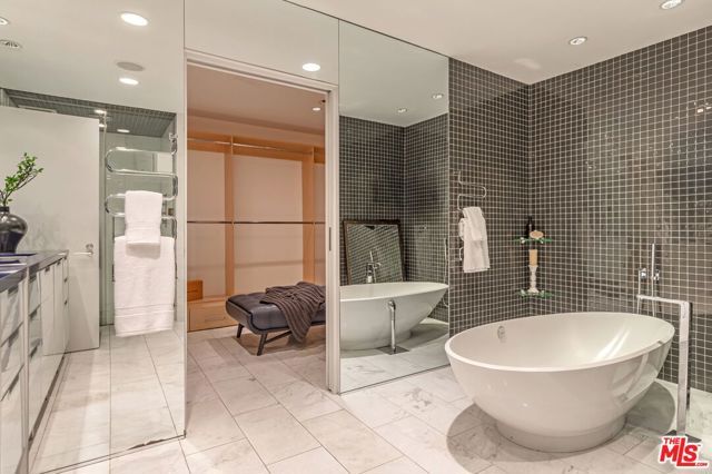 9229 Robin Drive, Los Angeles, CA 90069