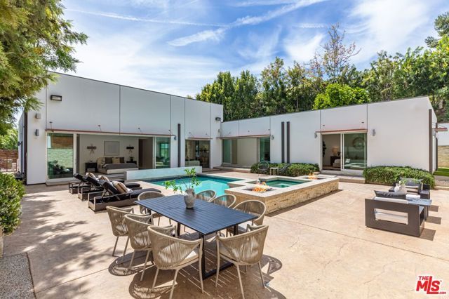 9229 Robin Drive, Los Angeles, CA 90069