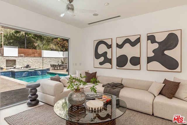 9229 Robin Drive, Los Angeles, CA 90069
