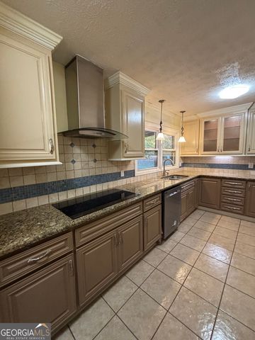 228 Sivell Road, Lagrange, GA 30241