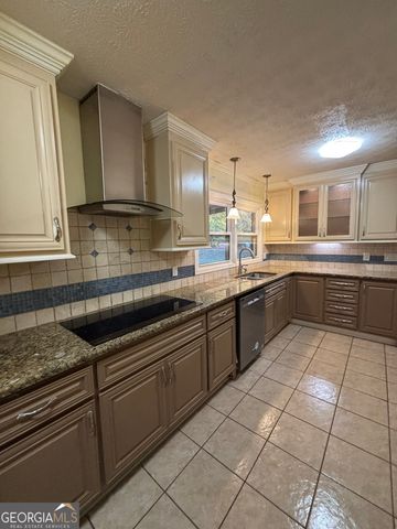 228 Sivell Road, Lagrange, GA 30241