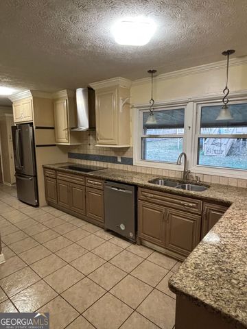 228 Sivell Road, Lagrange, GA 30241