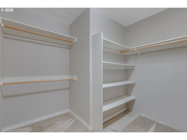 4167 Se Topaz Ct, Troutdale, OR 97060
