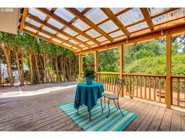 4167 Se Topaz Ct, Troutdale, OR 97060