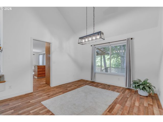 4167 Se Topaz Ct, Troutdale, OR 97060