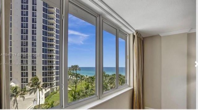 19201 Collins Avenue 422, Sunny Isles Beach, FL 33160