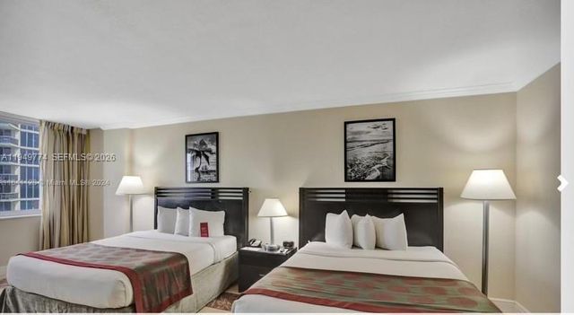 19201 Collins Avenue 422, Sunny Isles Beach, FL 33160