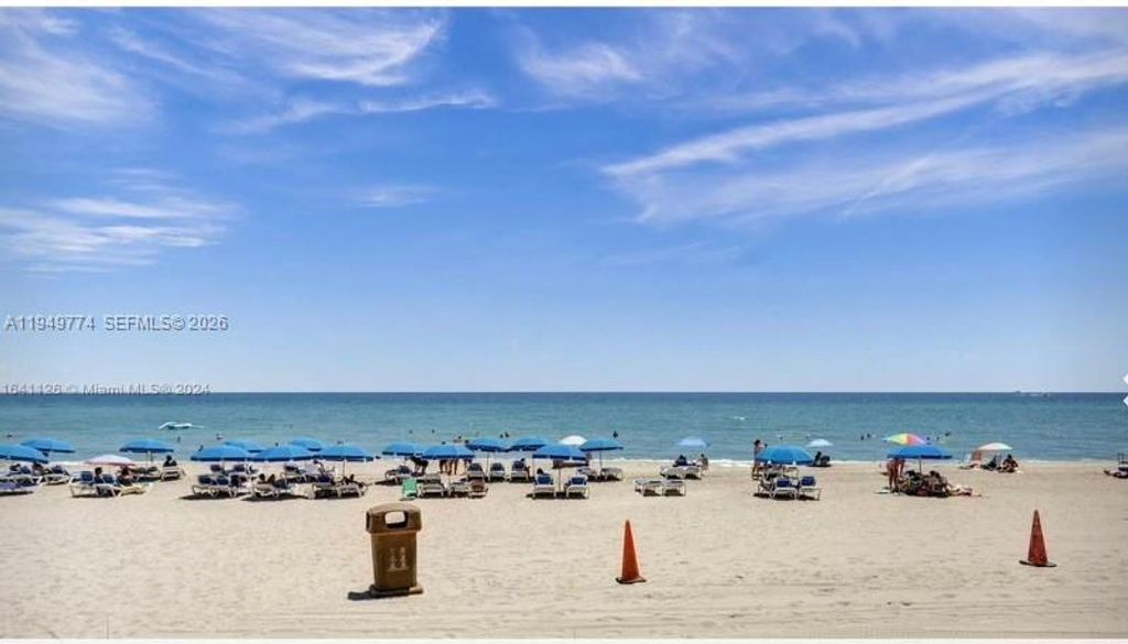 19201 Collins Avenue 422, Sunny Isles Beach, FL 33160