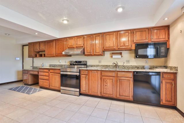 1325 Carlin Court, Fairfield, OH 45014