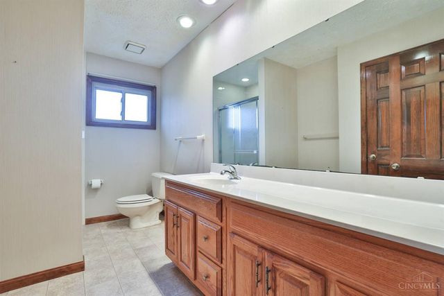 1325 Carlin Court, Fairfield, OH 45014