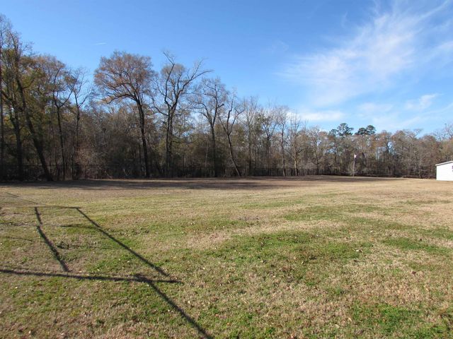 3429 River Rd., Nichols, SC 29581