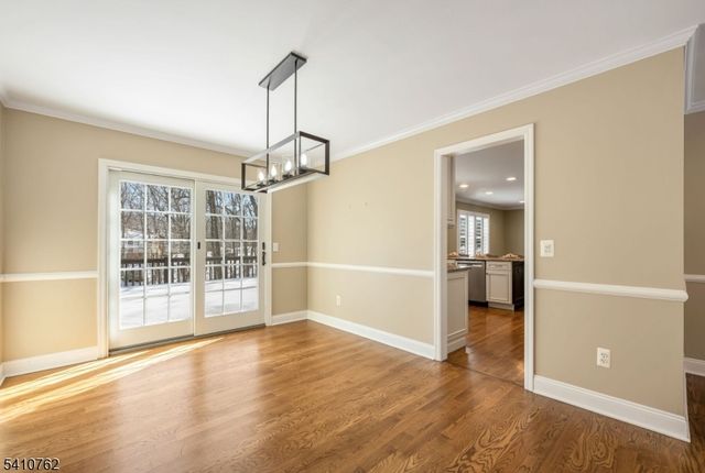 25 Alta Vista Dr, Ringwood Boro, NJ 07456