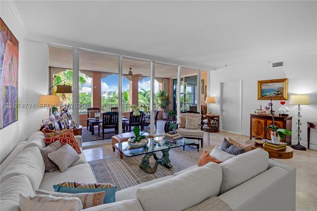 737 Crandon Blvd PH-1, Key Biscayne, FL 33149