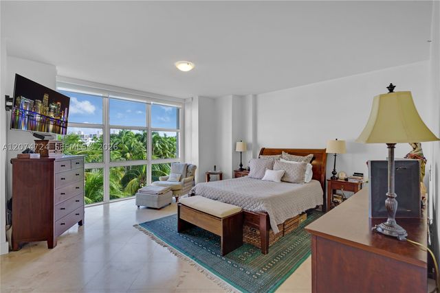 737 Crandon Blvd PH-1, Key Biscayne, FL 33149