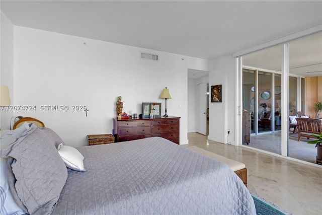 737 Crandon Blvd PH-1, Key Biscayne, FL 33149