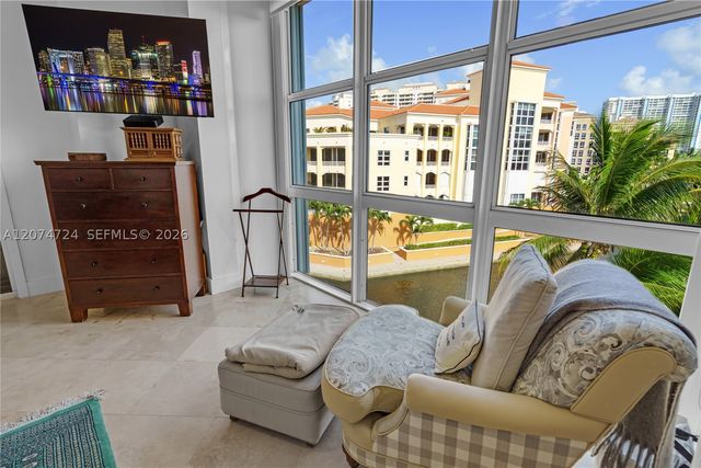 737 Crandon Blvd PH-1, Key Biscayne, FL 33149
