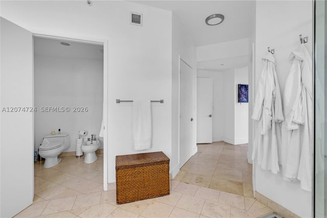 737 Crandon Blvd PH-1, Key Biscayne, FL 33149