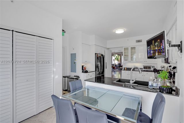 737 Crandon Blvd PH-1, Key Biscayne, FL 33149
