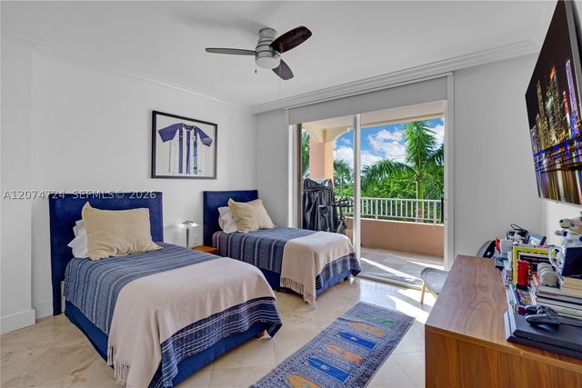 737 Crandon Blvd PH-1, Key Biscayne, FL 33149