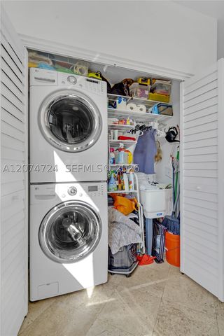 737 Crandon Blvd PH-1, Key Biscayne, FL 33149