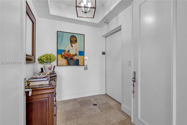 737 Crandon Blvd PH-1, Key Biscayne, FL 33149