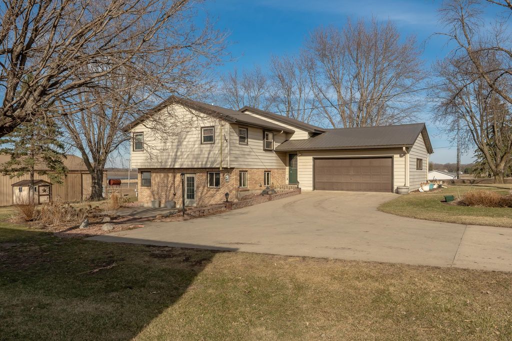 10460 County Road 50, Cologne, MN 55322 — exterior