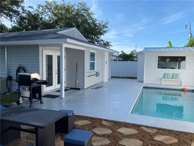 1510 3rd Court, Vero Beach, FL 32960