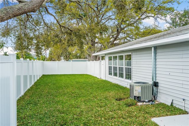 1510 3rd Court, Vero Beach, FL 32960