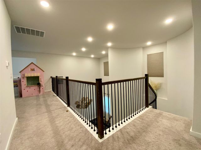 243 Kings Pine DR, Dripping Springs, TX 78620