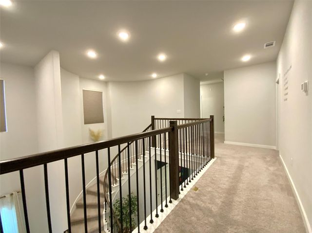 243 Kings Pine DR, Dripping Springs, TX 78620