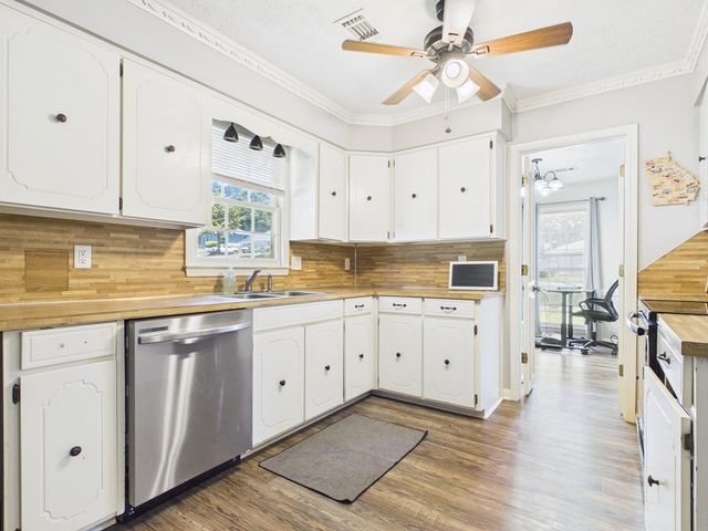 1332 Autumn Ridge Drive, Columbus, GA 31904