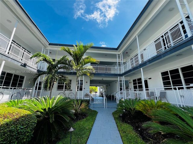 960 Bay Dr 912, Miami Beach, FL 33141