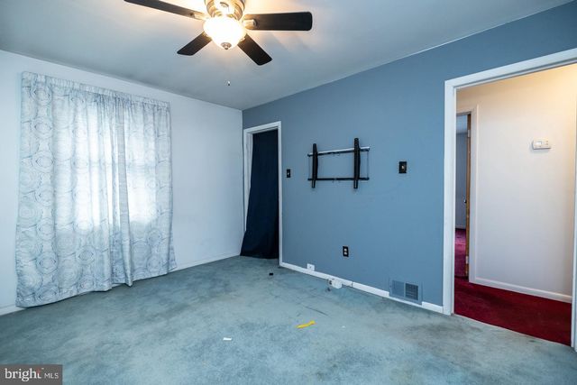 1017 MARKET ST, Gloucester City, NJ 08030